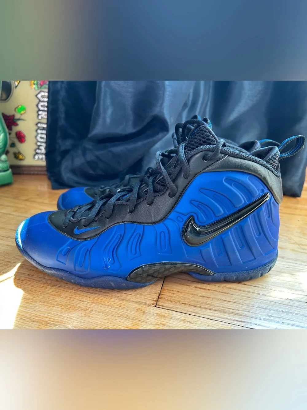 Nike Air Foamposite Pro  Blue Black Boys 7Y 644792-402 High Top Sneaker